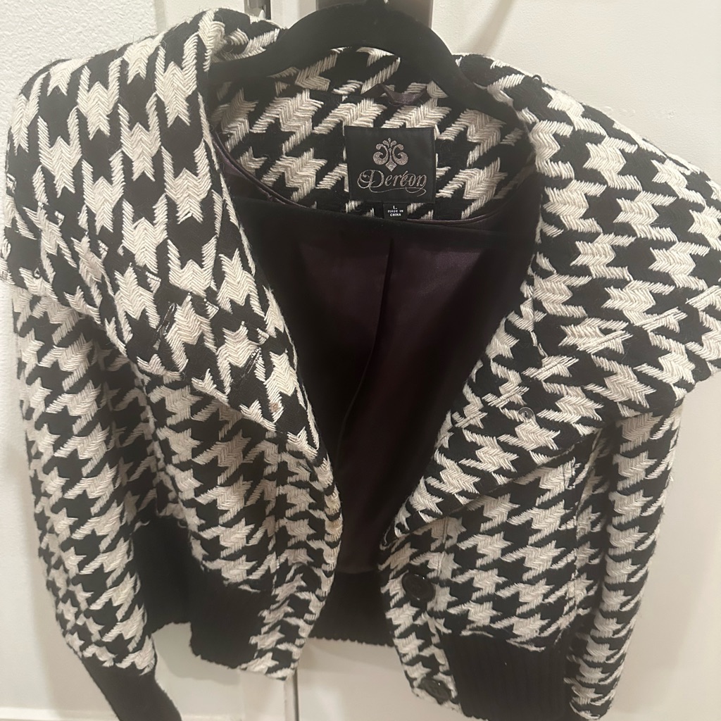 Dereon Houndstooth Jacket